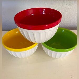 Starbucks Set Of 3 Ribbed Ice Cream Bowls 12 Ounces Yellow Red Green 2007